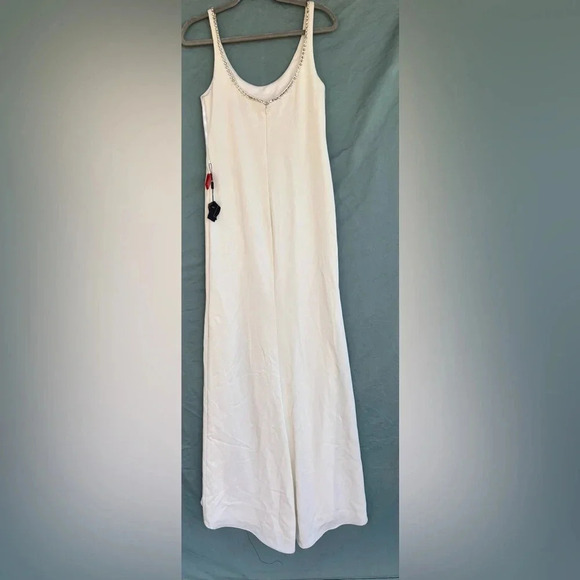 NWOT IEENA MAC DUGGAL White Embellished Sleeveless Evening Dress Size 4 Evening - Picture 11 of 13